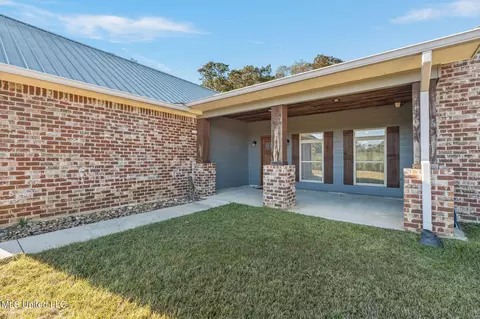 Exterior - 2027 Chapel Dr, Summit, MS 39666 photo 5 of 11