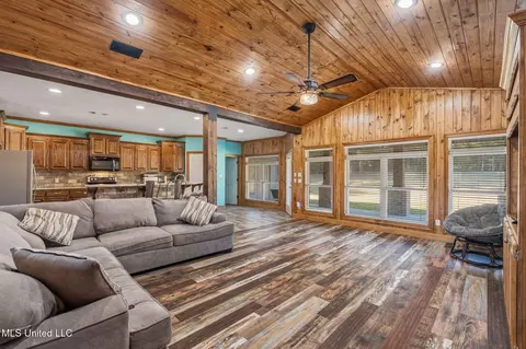Other - 2027 Chapel Dr, Summit, MS 39666 photo 3 of 12