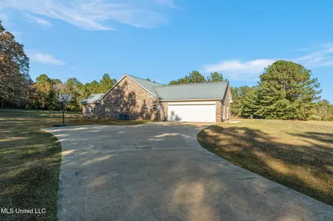 Other - 2027 Chapel Dr, Summit, MS 39666 photo 1 of 12