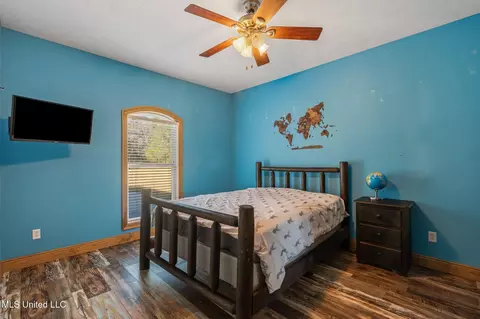 Bedroom - 2027 Chapel Dr, Summit, MS 39666 photo 6 of 7