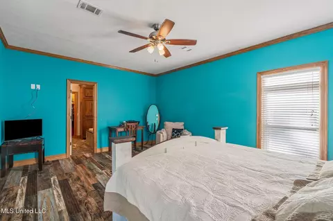 Bedroom - 2027 Chapel Dr, Summit, MS 39666 photo 3 of 7