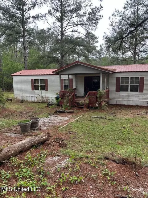 134 Short Leaf Ln, Lucedale, MS 39452