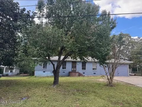 414 Colonial Cir, Jackson, MS 39211