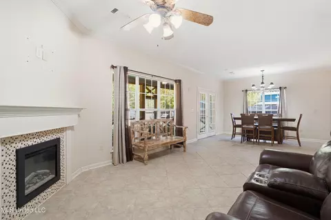 Other - 10988 W Commerce St, Hernando, MS 38632 photo 3 of 13