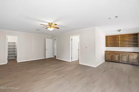 Living - 602 Stones Throw Ln, Brookhaven, MS 39601 photo 5 of 5