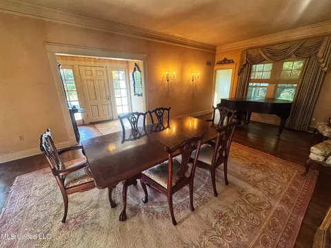 Dining - 118 N Cassidy St, Sumner, MS 38957 photo 1 of 5