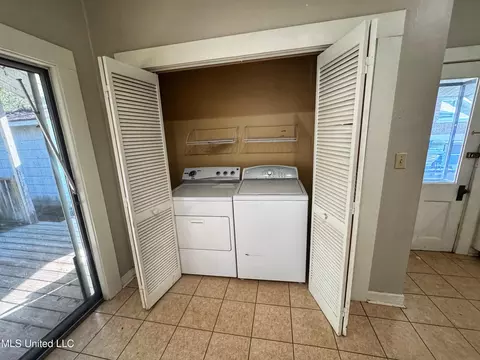 Other - 118 N Cassidy St, Sumner, MS 38957 photo 3 of 4