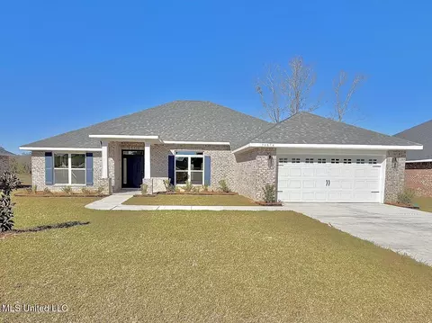 14874 Fritz Cir, Gulfport, MS 39503
