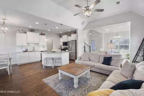 1094 Peggy Cv, Hernando, MS 38632 photo 10
