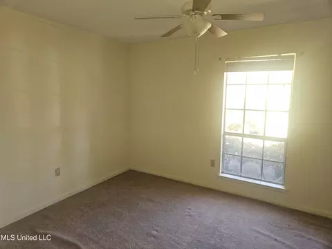 Bedroom - 4325 Robinway Dr, Moss Point, MS 39563 photo 1 of 4