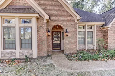 Exterior - 8500 E Cedar Lake Dr, Walls, MS 38680 photo 7 of 17