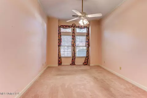 Bedroom - 8500 E Cedar Lake Dr, Walls, MS 38680 photo 8 of 11