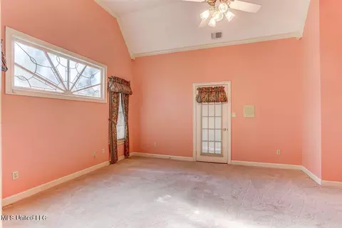 Bedroom - 8500 E Cedar Lake Dr, Walls, MS 38680 photo 4 of 11