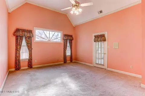 Bedroom - 8500 E Cedar Lake Dr, Walls, MS 38680 photo 3 of 11
