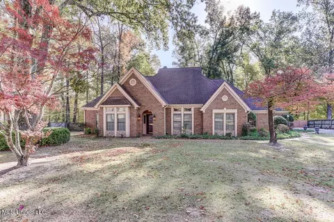 Exterior - 8500 E Cedar Lake Dr, Walls, MS 38680 photo 4 of 17