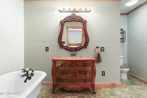 Bath - 126 Short Leaf Ln, Lucedale, MS 39452 photo 1 of 3