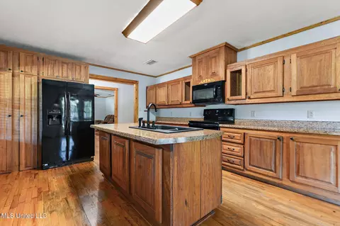 Kitchen - 126 Short Leaf Ln, Lucedale, MS 39452 photo 2 of 2