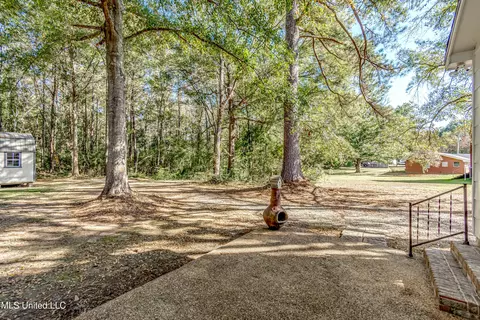 Exterior - 602 Simpson Hwy 149, Magee, MS 39111 photo 12 of 19