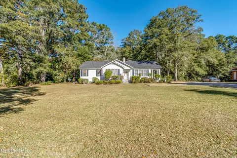Exterior - 602 Simpson Hwy 149, Magee, MS 39111 photo 2 of 19