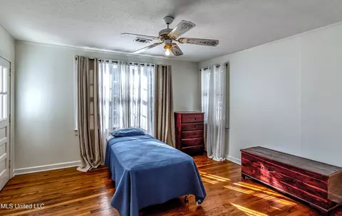 Bedroom - 602 Simpson Hwy 149, Magee, MS 39111 photo 1 of 16