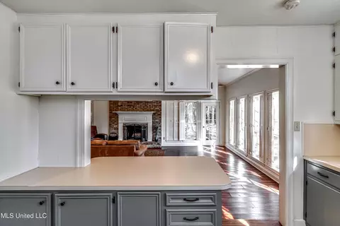Kitchen - 602 Simpson Hwy 149, Magee, MS 39111 photo 8 of 8