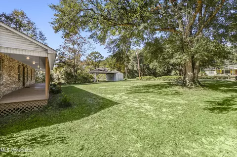 2111 Holder Rd, Vancleave, MS 39565 photo 8