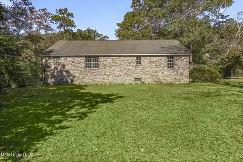 2111 Holder Rd, Vancleave, MS 39565 photo 6