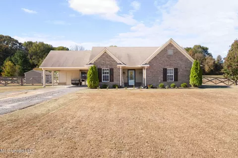 110 Emily Lynn Rd, Sarah, MS 38665