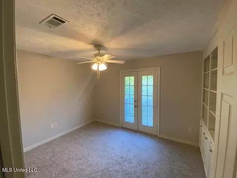 2437 River Oaks Blvd #B, Jackson, MS 39211 photo 8