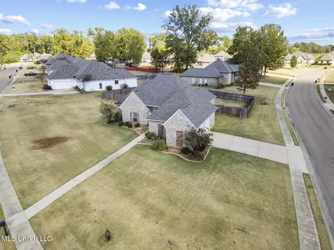 View/Area - 100 Trailbridge Way, Canton, MS 39046 photo 2 of 6