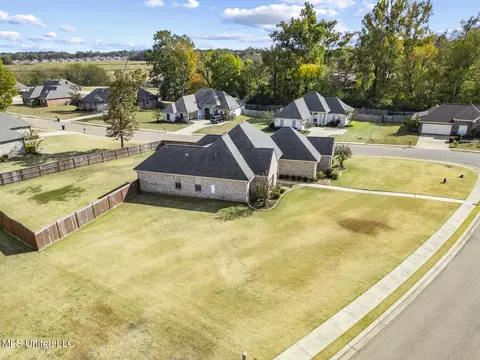 View/Area - 100 Trailbridge Way, Canton, MS 39046 photo 5 of 6