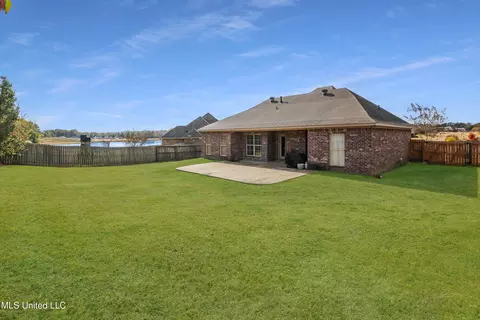Exterior - 260 Rockbridge Dr, Madison, MS 39110 photo 5 of 7