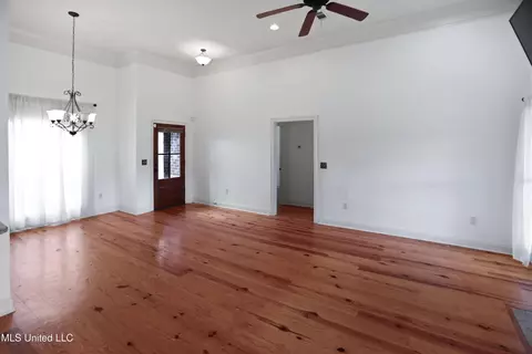 Living - 260 Rockbridge Dr, Madison, MS 39110 photo 5 of 5