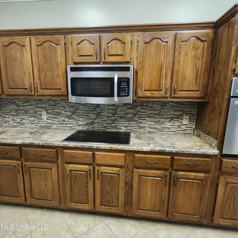 8321 Windersgate Dr, Olive Branch, MS 38654 photo 5