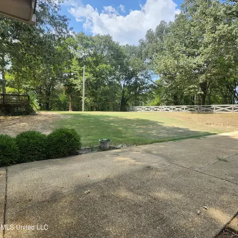 8321 Windersgate Dr, Olive Branch, MS 38654 photo 13