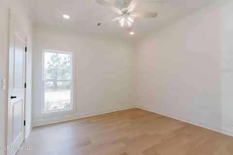 Bedroom - 475 Stump Ridge Rd, Brandon, MS 39047 photo 4 of 4