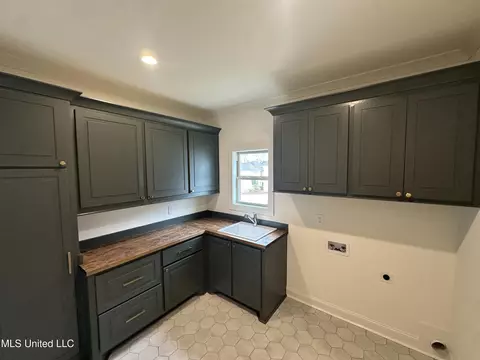Other - 440 Aurora Cir, Canton, MS 39046 photo 10 of 12