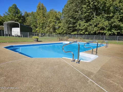 Exterior - 190 Anthony Dr, Nesbit, MS 38651 photo 7 of 12