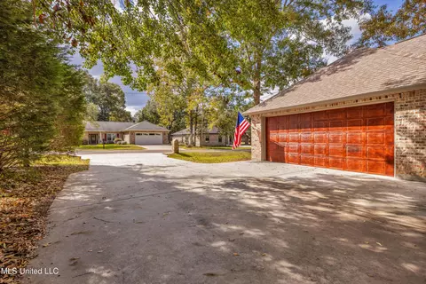 Exterior - 796 Hapuna Pl, Diamondhead, MS 39525 photo 7 of 9