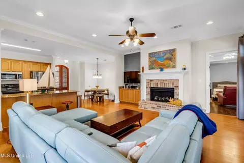 Living - 796 Hapuna Pl, Diamondhead, MS 39525 photo 1 of 1