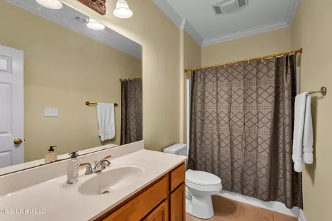 Bath - 796 Hapuna Pl, Diamondhead, MS 39525 photo 2 of 2