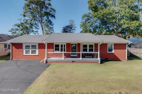 328 Seal Ave, Long Beach, MS 39560