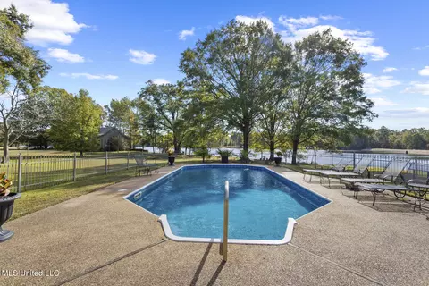 Exterior - 282 Deer Haven Dr, Madison, MS 39110 photo 10 of 11