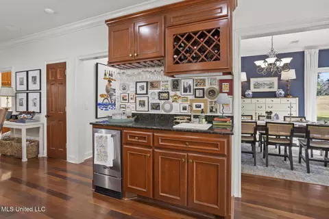 Kitchen - 282 Deer Haven Dr, Madison, MS 39110 photo 2 of 8