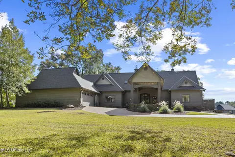 282 Deer Haven Dr, Madison, MS 39110