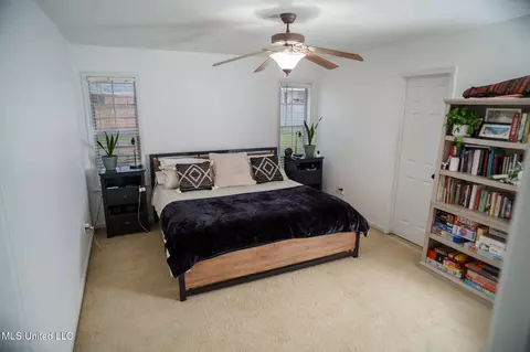 Bedroom - 424 Timber Ridge Way, Brandon, MS 39047 photo 1 of 3