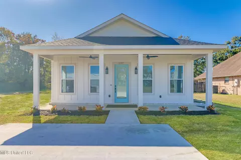 2397 33rd St, Gulfport, MS 39501