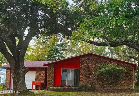 15300 Lansing Dr, Biloxi, MS 39532