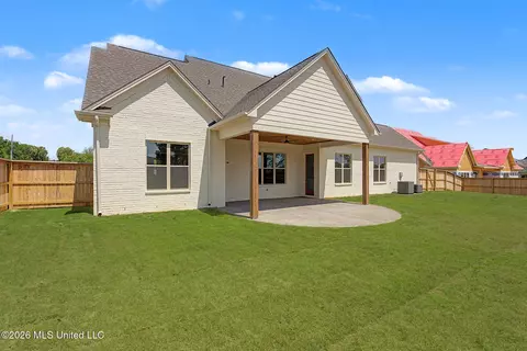 Exterior - 2035 Livingston Way, Hernando, MS 38632 photo 6 of 6