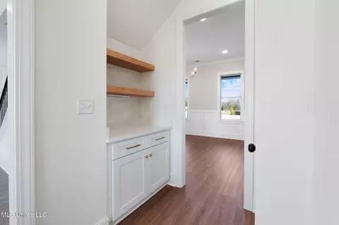 Entry Way - 2035 Livingston Way, Hernando, MS 38632 photo 1 of 2